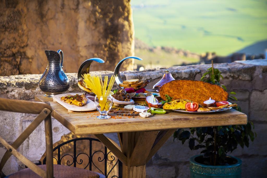 Mardius Tarihi Konak Mardin Buitenkant foto