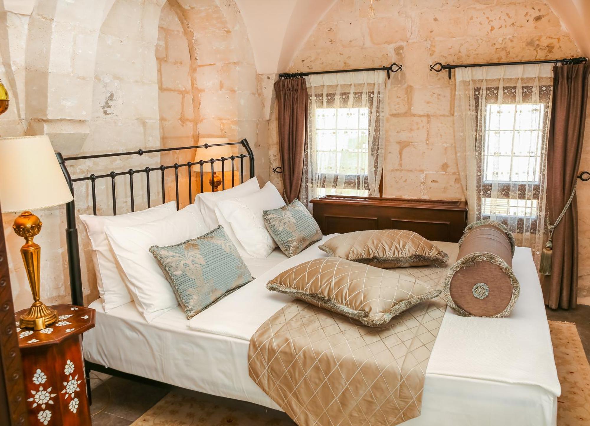 Mardius Tarihi Konak Mardin Kamer foto