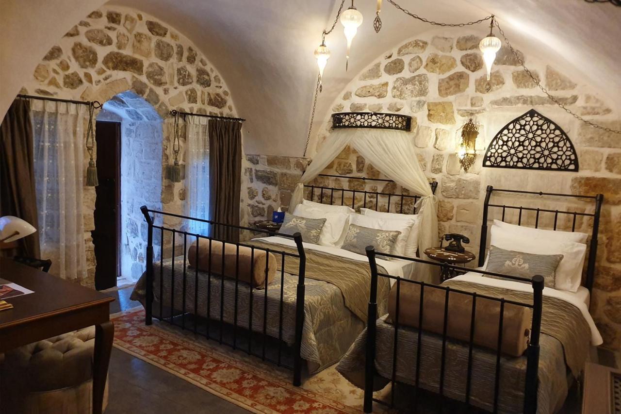 Mardius Tarihi Konak Mardin Buitenkant foto